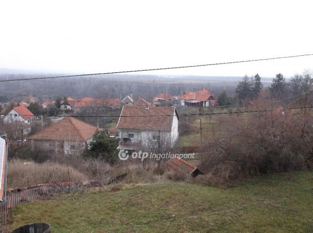 Eladó családi ház, Abasáron 65 M Ft, 3+3 szobás