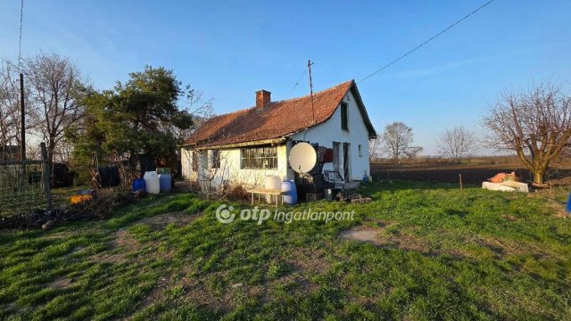 Eladó mezogazdasagi ingatlan, Kabán 25 M Ft, 2 szobás