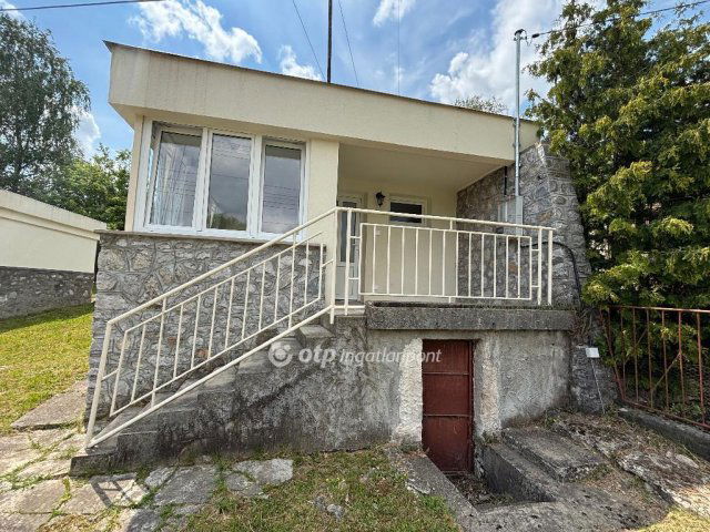 Eladó nyaraló, Szalonnán 20.2 M Ft, 1 szobás