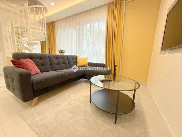 Eladó téglalakás, Nyíregyházán 80 M Ft, 3 szobás