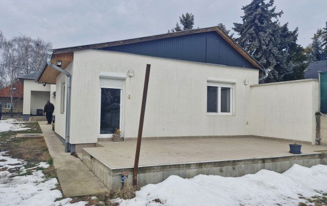 Eladó ikerház, Üllőn 65 M Ft, 2+1 szobás / költözzbe.hu