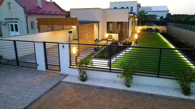 Eladó ikerház, Nyíregyházán 82.99 M Ft, 4 szobás