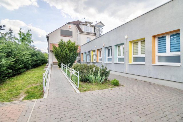 Eladó ipari ingatlan, Budapesten, XVIII. kerületben 189 M Ft