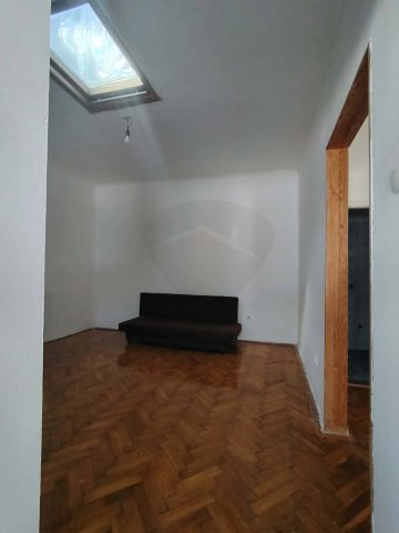 Eladó ikerház, Budapesten, XIX. kerületben 42 M Ft, 1+1 szobás