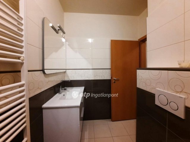 Eladó téglalakás, Balatonőszödön 110 M Ft, 2+1 szobás