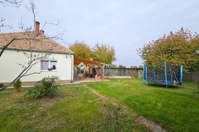 Eladó családi ház, Győrött 69.5 M Ft, 2 szobás