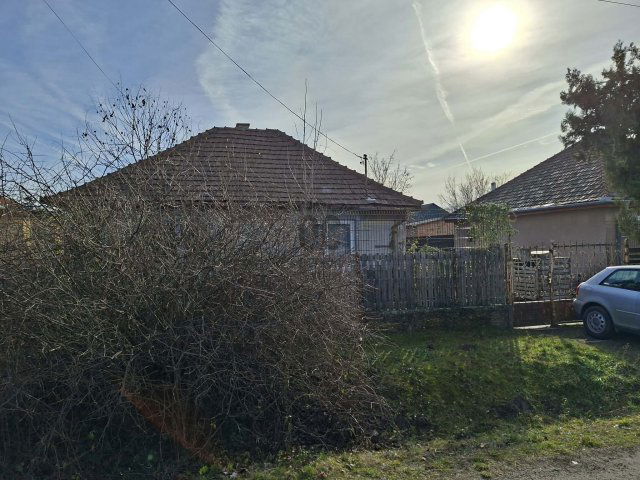 Eladó családi ház, Majosházán 41.9 M Ft, 4 szobás