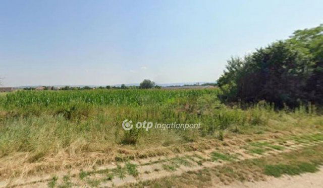 Eladó telek, Tatán 65 M Ft / költözzbe.hu