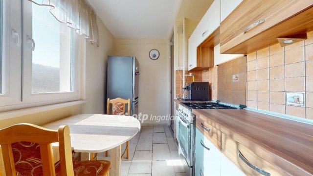 Eladó panellakás, Miskolcon 33.5 M Ft, 1+2 szobás