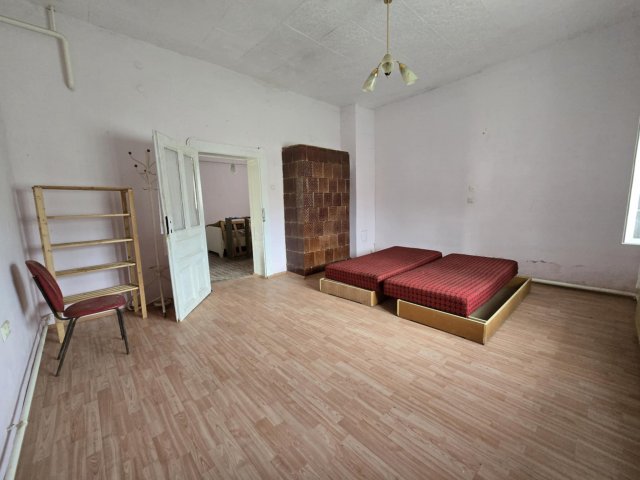 Eladó családi ház, Dombóváron 25 M Ft, 4 szobás