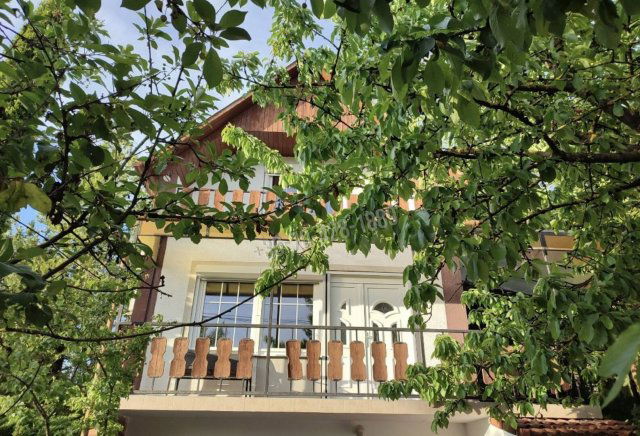 Eladó családi ház, Pilisvörösváron 89.5 M Ft, 3 szobás
