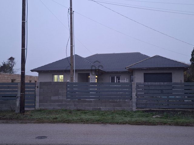 Eladó családi ház, Nagykátán 92.5 M Ft, 5 szobás