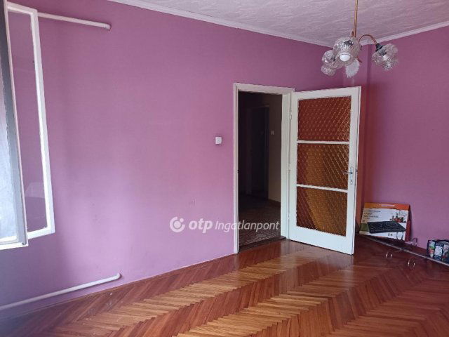 Eladó családi ház, Kabán 39 M Ft, 2 szobás