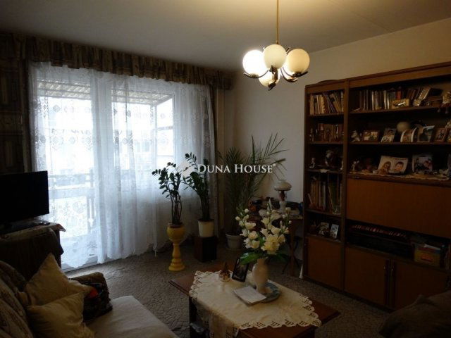 Eladó panellakás, Debrecenben 48.99 M Ft, 2 szobás