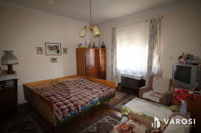 Eladó családi ház, Sárváron 44 M Ft, 3 szobás