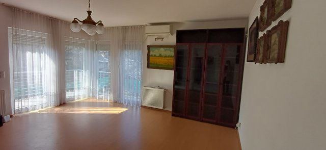 Eladó téglalakás, Budapesten, III. kerületben 115 M Ft, 2 szobás