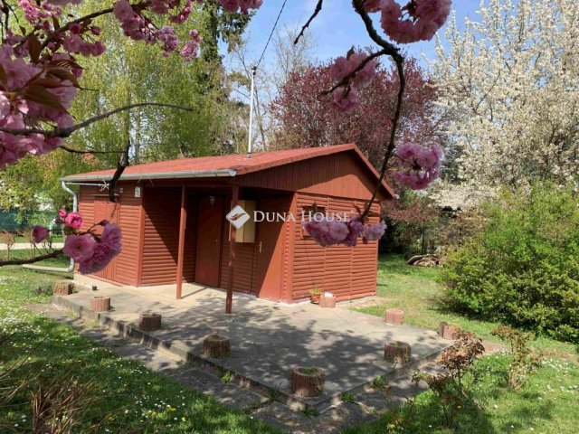 Eladó nyaraló, Gárdonyban 35 M Ft, 1 szobás