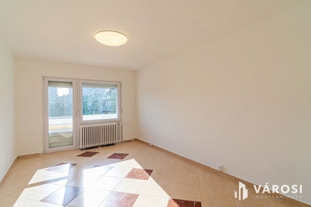 Eladó panellakás, Szegeden 44.9 M Ft, 2 szobás