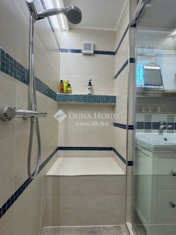 Eladó családi ház, Balatonkenesén 499 M Ft, 3 szobás