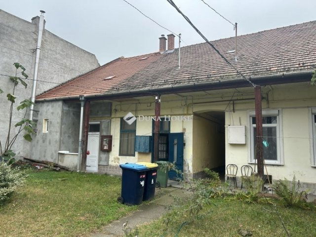 Eladó téglalakás, Budapesten, IV. kerületben 64.9 M Ft