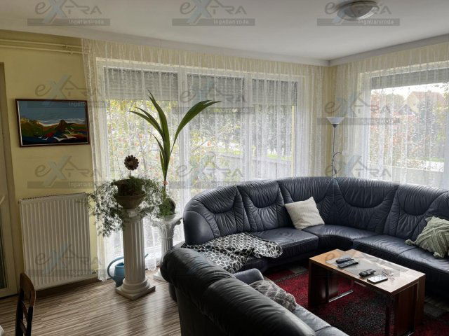 Eladó családi ház, Szegeden 115 M Ft, 7 szobás