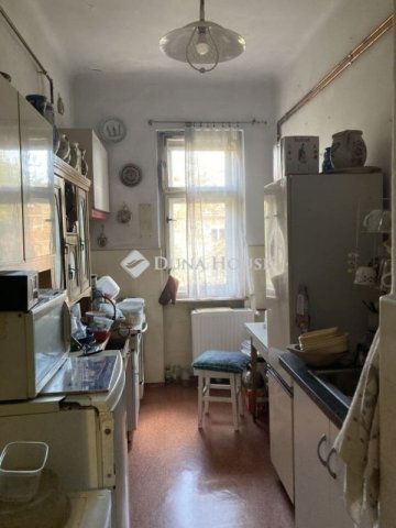 Eladó téglalakás, Budapesten, II. kerületben 144.9 M Ft