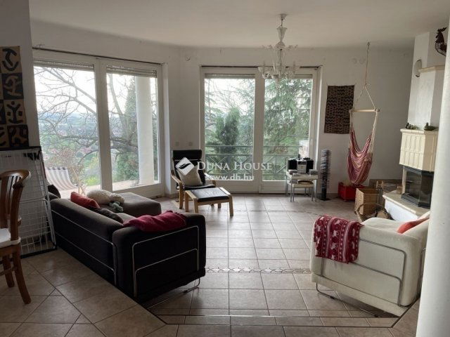 Eladó családi ház, Gödöllőn 169 M Ft, 7 szobás