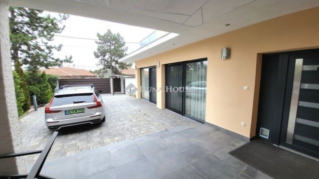 Eladó családi ház, Érden 370 M Ft, 4 szobás