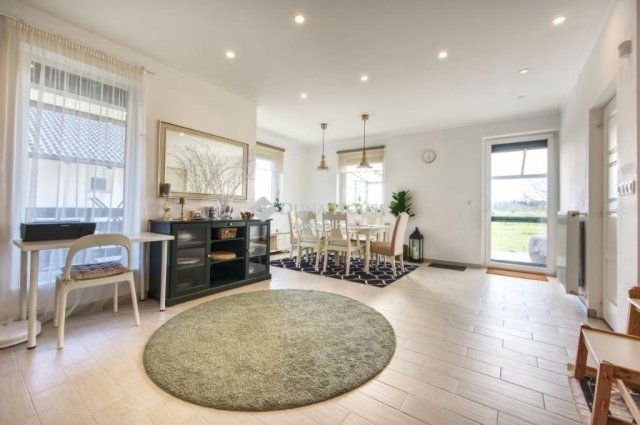 Eladó családi ház, Érden 169.99 M Ft, 4 szobás