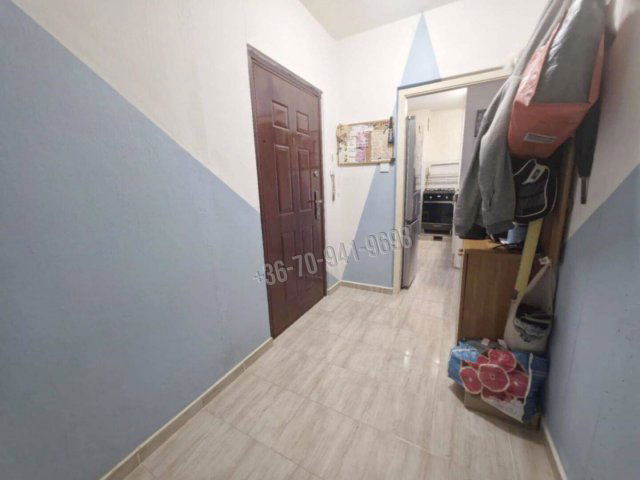 Eladó panellakás, Dunaújvárosban, Köztársaság úton 33.5 M Ft