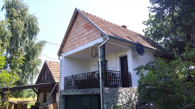 Eladó nyaraló, Alsóújlakon 13.5 M Ft, 1 szobás