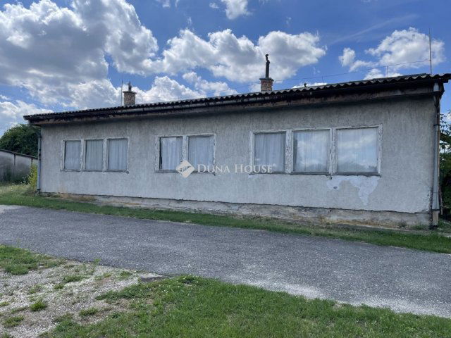 Eladó családi ház, Bicskén 31.9 M Ft / költözzbe.hu
