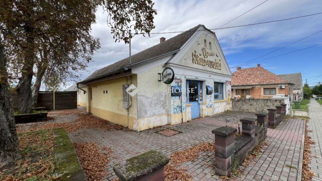 Eladó üzlethelyiség, Tótvázsonyban 89 M Ft