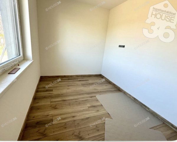 Eladó családi ház, Kecskeméten 65.9 M Ft, 4 szobás