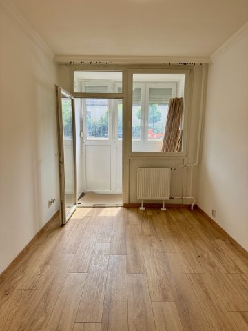 Eladó panellakás, Budapesten, XX. kerületben 63.5 M Ft, 3 szobás
