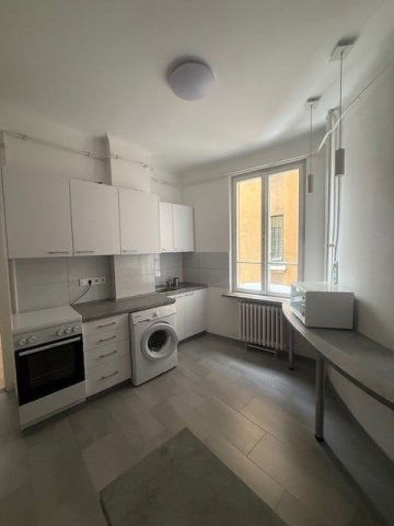 Kiadó téglalakás, albérlet, VIII. kerületben, Horváth Mihály téren