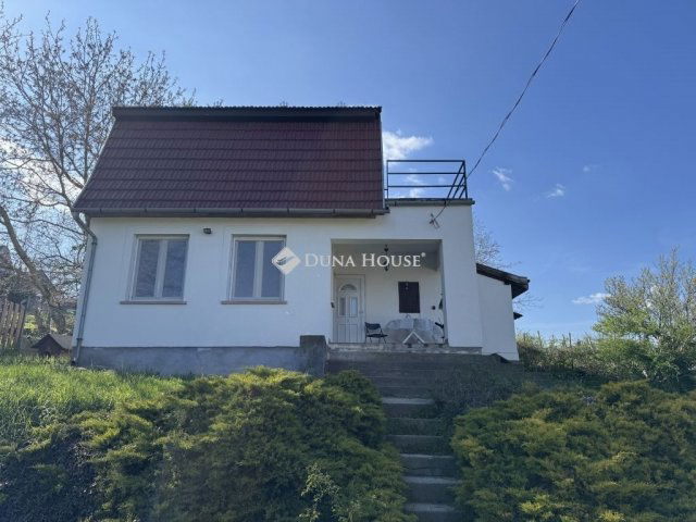 Eladó nyaraló, Kulcson 37.6 M Ft, 3 szobás / költözzbe.hu