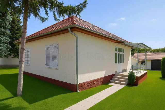 Eladó családi ház, Balatonföldváron 57.8 M Ft, 3 szobás