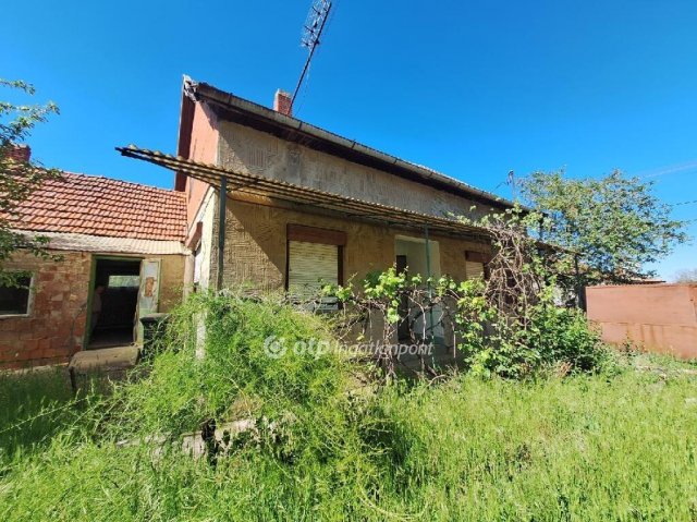 Eladó családi ház, Kunágotán 8.5 M Ft, 2+1 szobás