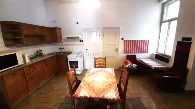 Eladó téglalakás, Kecskeméten 79 M Ft, 2 szobás