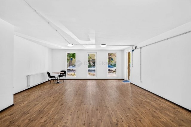 Eladó üzlethelyiség, Budapesten, XI. kerületben 79.9 M Ft