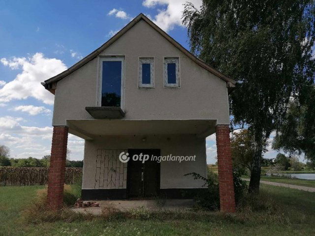 Eladó telek, Ceglédbercelen 30 M Ft / költözzbe.hu