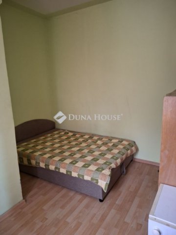 Eladó családi ház, Budapesten, X. kerületben 85 M Ft, 3+1 szobás