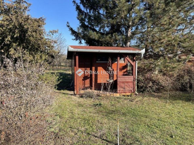 Eladó családi ház, Kecskeméten 22.5 M Ft, 3 szobás