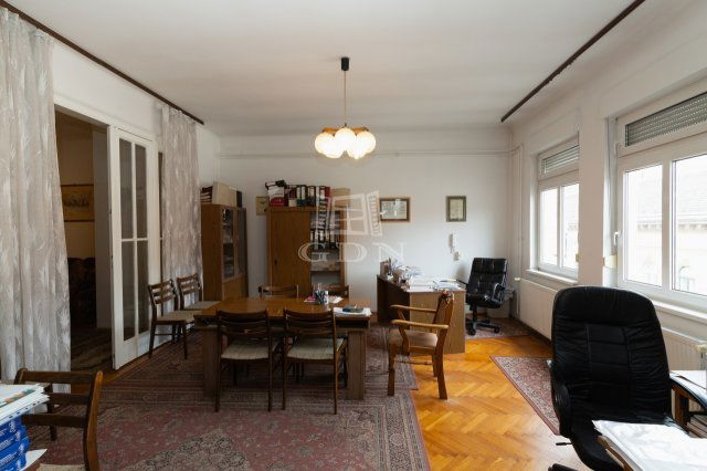 Eladó téglalakás, Budapesten, V. kerületben 185 M Ft, 3+1 szobás