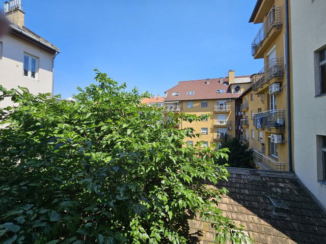 Eladó téglalakás, Budapesten, IX. kerületben 59.9 M Ft, 1 szobás