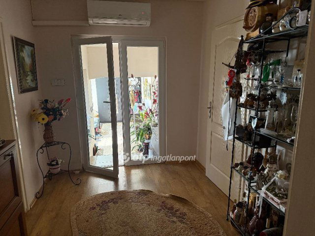 Eladó családi ház, Hatvanban 85 M Ft, 4 szobás