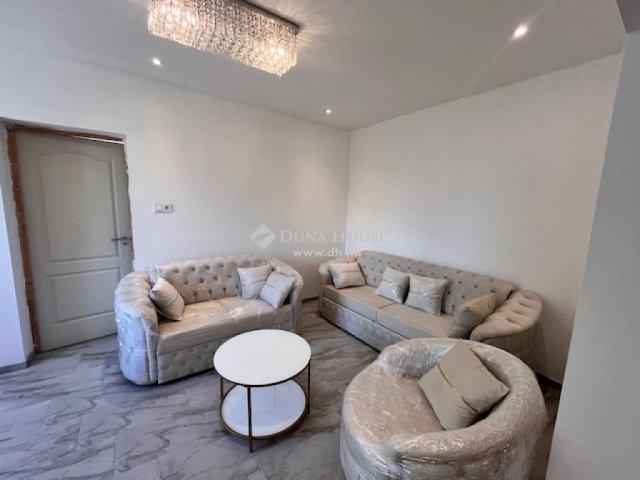 Eladó családi ház, Geresdlakon 30 M Ft, 3 szobás