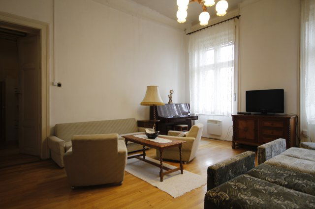 Kiadó téglalakás, albérlet, Debrecenben 150 E Ft / hó, 1 szobás