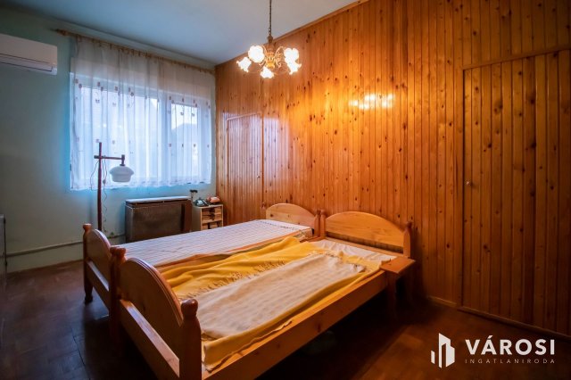 Eladó családi ház, Székesfehérvárott 79 M Ft, 4 szobás